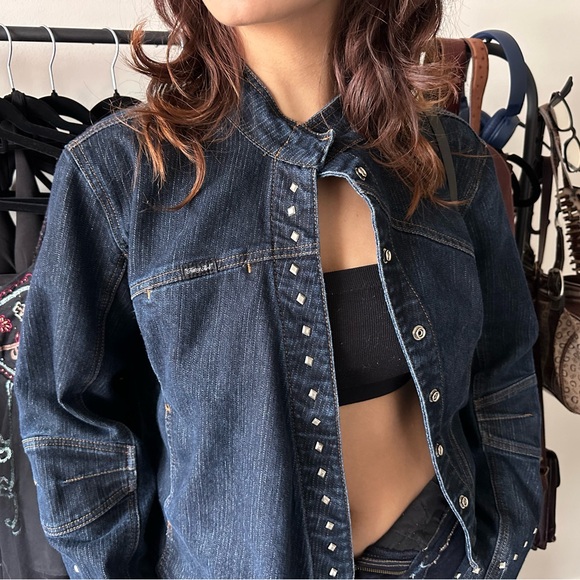 Retro blazer jean jacket with studs 😎👄 - Picture 3 of 4